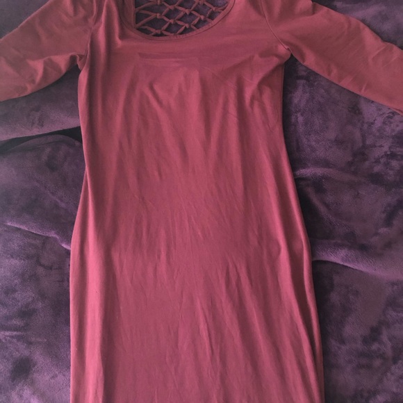 Dress - Picture 7 of 7